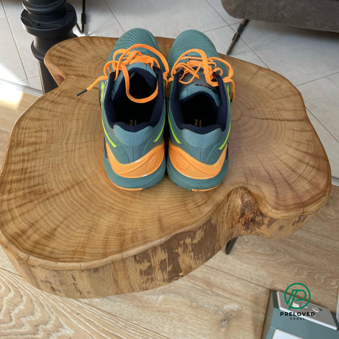 Asics Gel Revolution