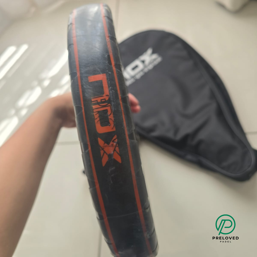 NOX AT10 Genius 18K Alum Padel Racket