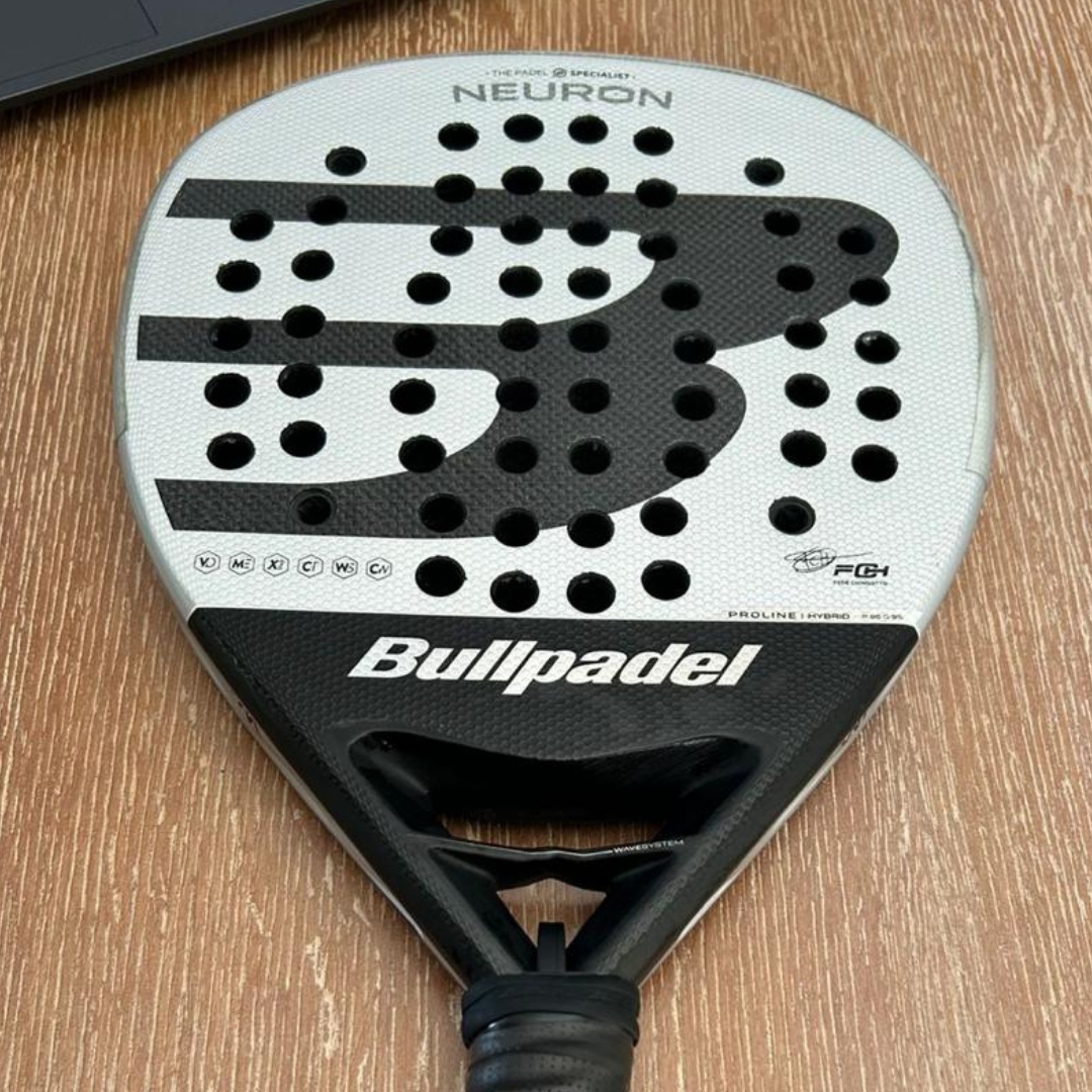 Bullpadel Neuron